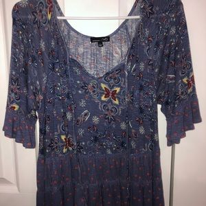 Gray blue patterned blouse shirt